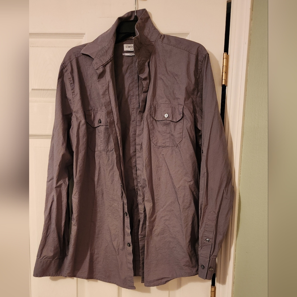 Liz Claiborne, Slim Fit, Stretch, Size Large, button up, collar, needs ironed.